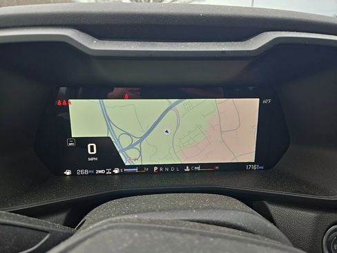 Used 2024 Chevrolet Colorado Trail Boss w/ Technology Package image 8