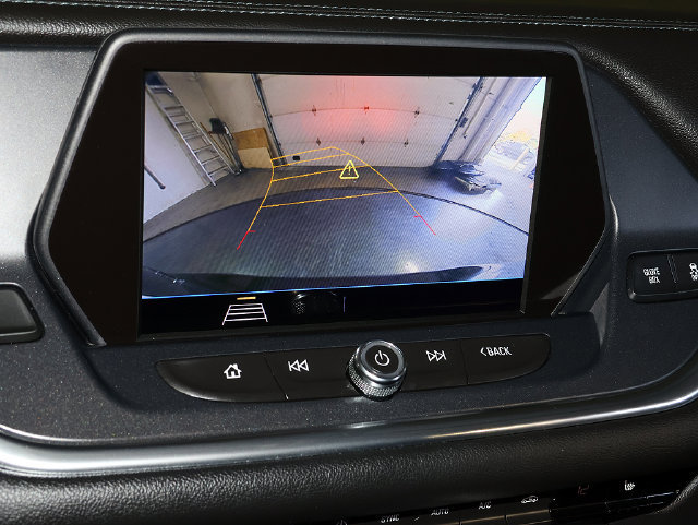Used 2019 Chevrolet Blazer LT FWD image 18