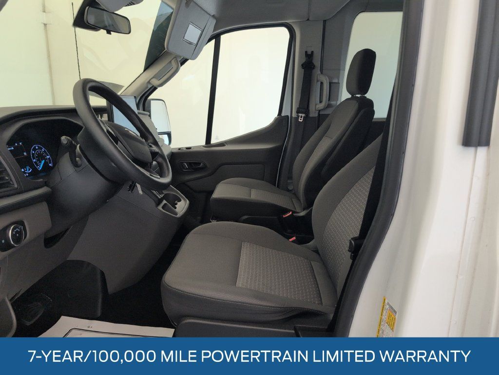 Used 2024 Ford Transit 350 XLT RWD image 4