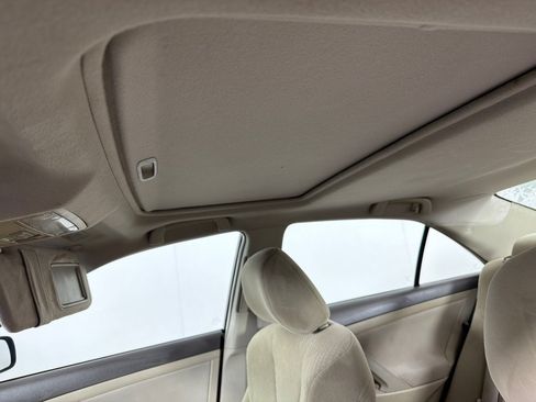Used 2009 Toyota Camry LE FWD image 10
