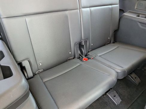 Used 2025 Hyundai Santa Fe SEL FWD image 30