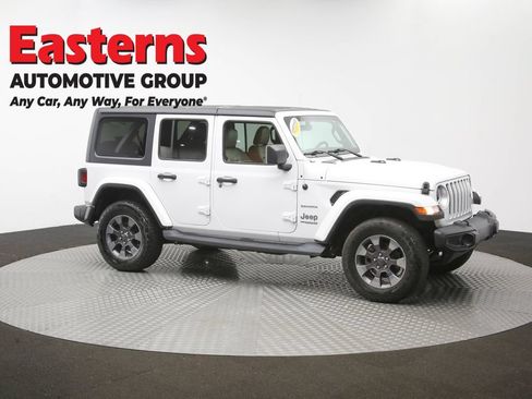 Used 2018 Jeep Wrangler Unlimited Sahara AWD/4WD image 43