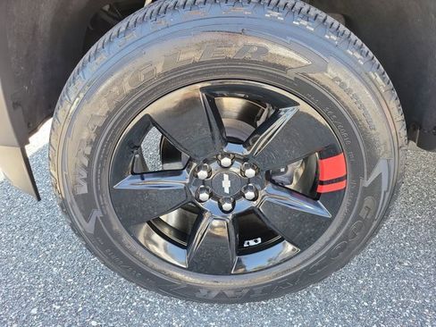 Used 2021 Chevrolet Colorado LT w/ Redline Special Edition image 17