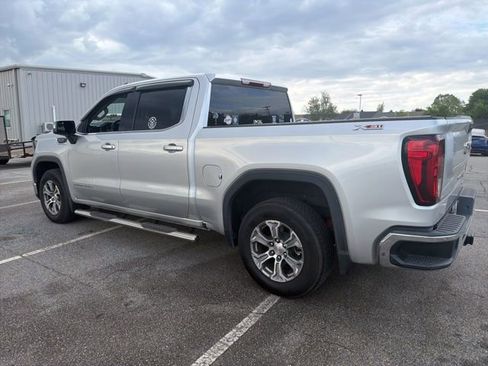 Used 2022 GMC Sierra 1500 SLE image 4