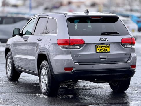 Used 2017 Jeep Grand Cherokee Laredo image 16