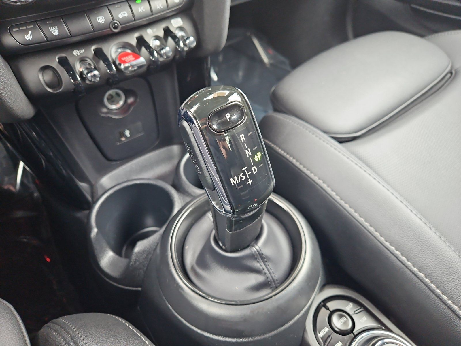 Used 2024 MINI Cooper S FWD image 23