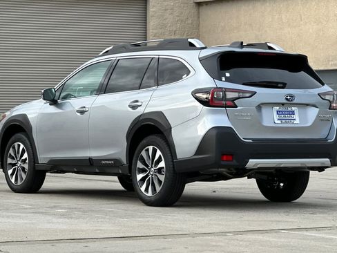 New 2025 Subaru Outback Touring XT image 5