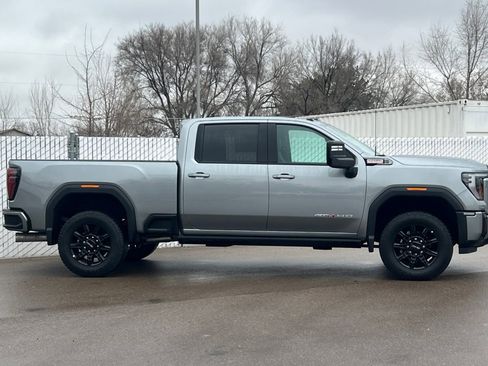 New 2026 GMC Sierra 2500 AT4 w/ AT4 Premium Plus Package image 3