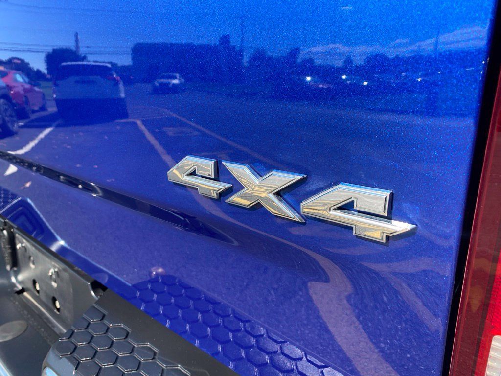 Used 2019 RAM 1500 Express w/ Express Value Package AWD/4WD image 26