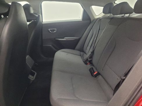 Used 2025 Kia K4 FWD image 18