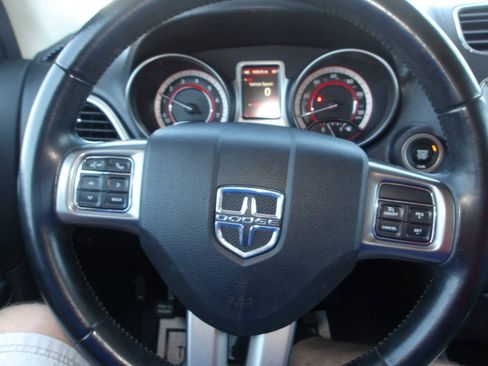Used 2020 Dodge Journey Crossroad FWD image 12