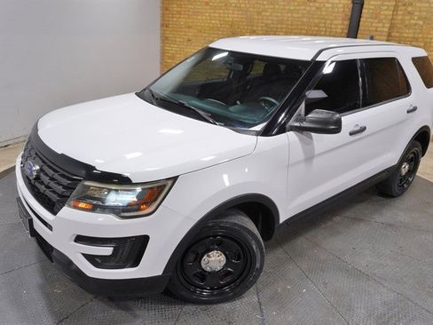 Used 2018 Ford Explorer 4WD Police Interceptor image 2