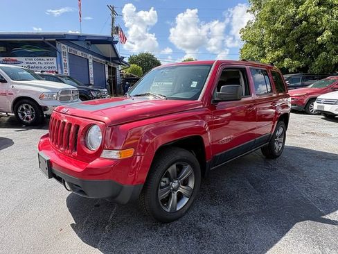 Used 2017 Jeep Patriot Sport w/ Power Value Group FWD image 13