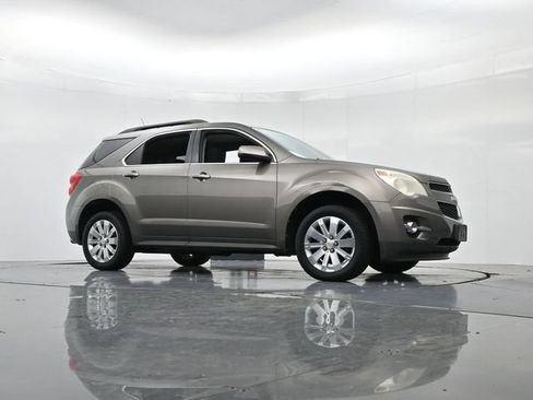 Used 2011 Chevrolet Equinox LT AWD/4WD image 32