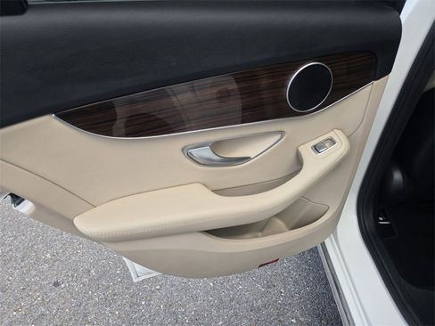 Used 2017 Mercedes-Benz C 300 C 300 image 13