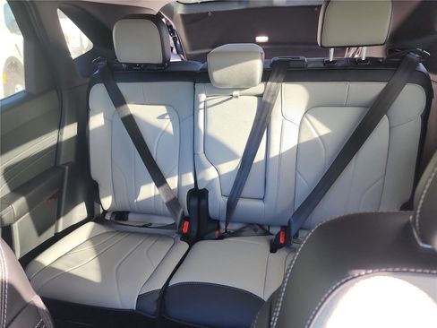 New 2026 Ford Escape SE w/ PHEV Premium Package FWD image 15