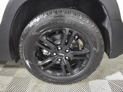 Used 2023 GMC Terrain AT4 w/ Infotainment Package II image 43