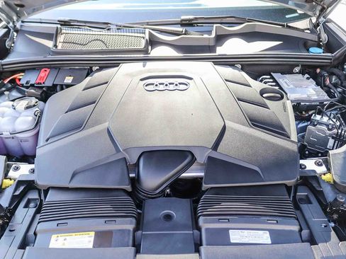 Used 2023 Audi Q8 Premium Plus AWD/4WD image 29
