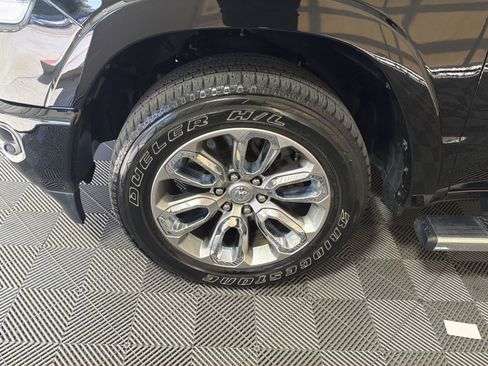 Used 2022 RAM 1500 Laramie w/ Sport Appearance Package image 12