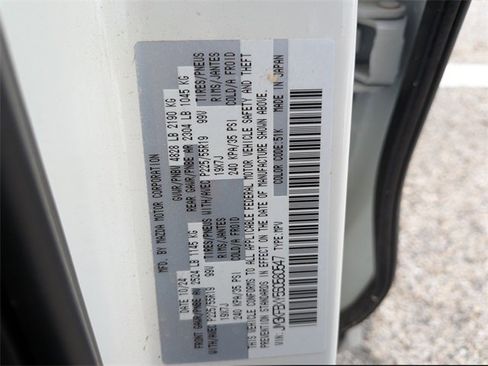 Certified 2025 MAZDA CX-5 Signature image 33