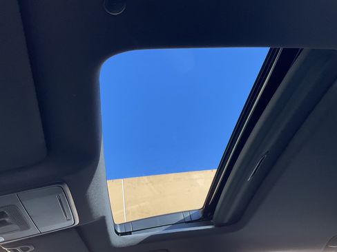 Used 2024 Honda Accord Sport image 33