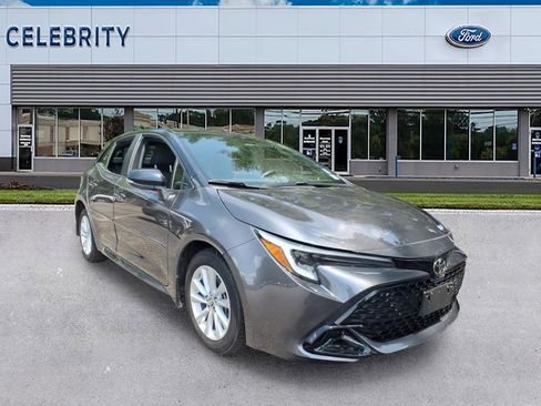 Used 2023 Toyota Corolla SE FWD image 1