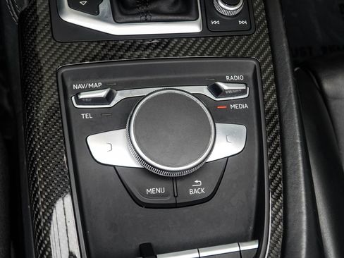 Used 2018 Audi R8 V10 AWD/4WD image 32