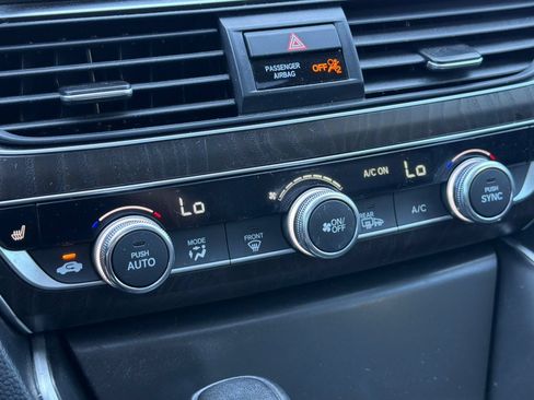Used 2021 Honda Accord EX-L image 26