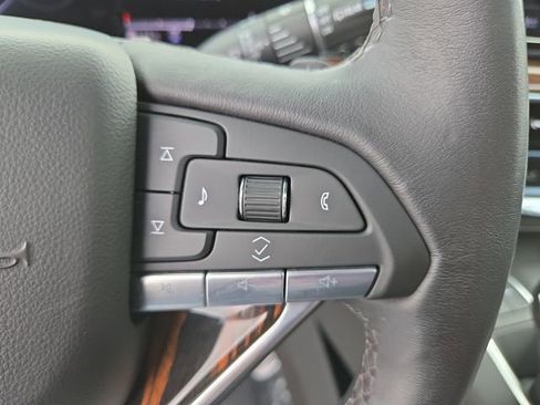 Used 2024 Cadillac Escalade Premium Luxury AWD/4WD image 26