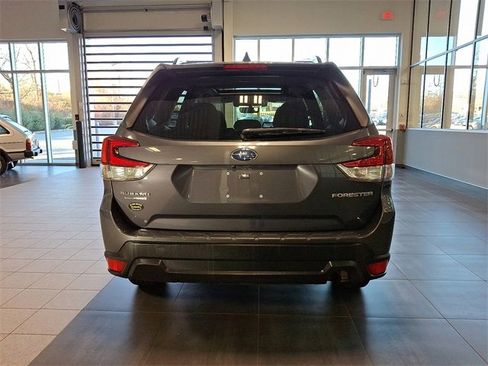 Certified 2020 Subaru Forester Premium image 5