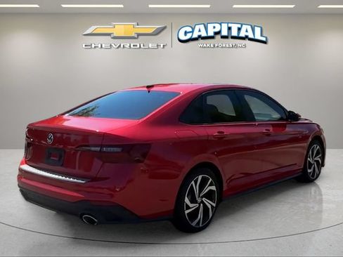 Used 2023 Volkswagen Jetta GLI Autobahn FWD image 5
