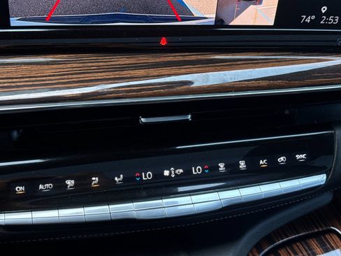 Used 2021 Cadillac Escalade Premium Luxury w/ Driver Assist Tech Package AWD/4WD image 32