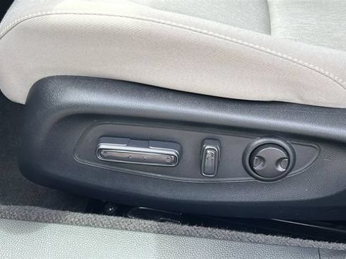 Used 2024 Honda Accord EX image 11