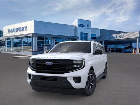 New 2026 Ford Expedition Max Active image 2