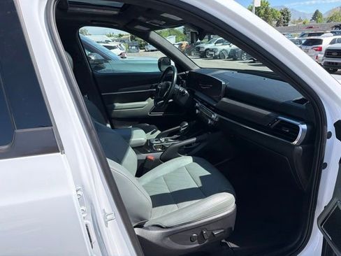 Certified 2023 Kia Telluride SX Prestige X-Line AWD/4WD image 36