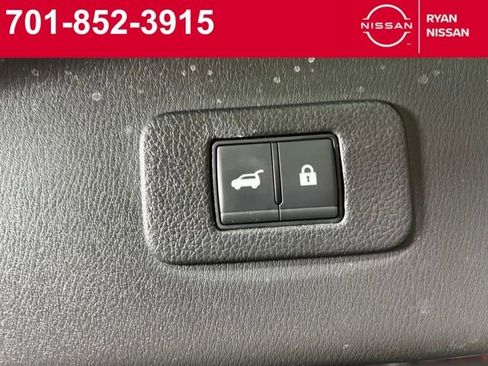 Used 2023 Nissan Armada Platinum w/ Captain's Chairs Package image 9