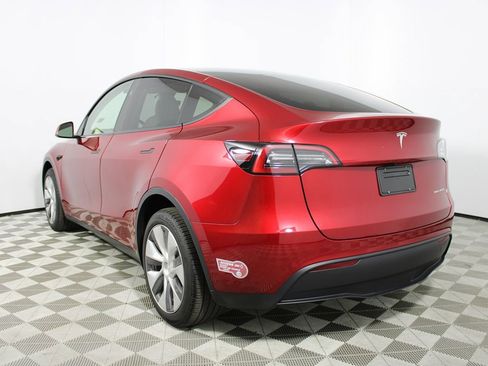 Used 2024 Tesla Model Y Long Range AWD/4WD image 32