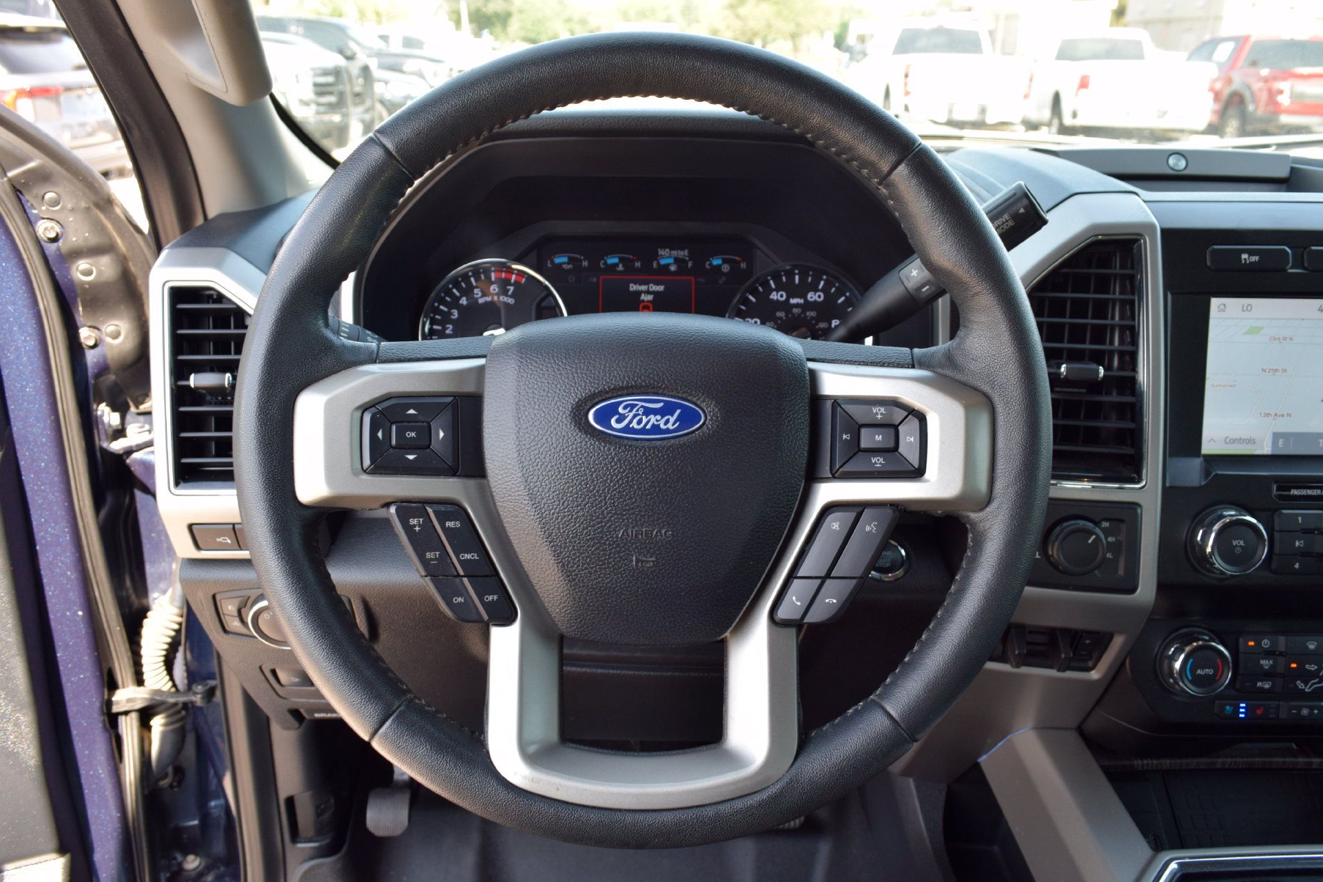 Used 2020 Ford F250 Lariat w/ Lariat Ultimate Package AWD/4WD image 6