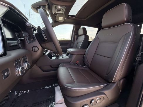 New 2026 GMC Sierra 1500 Denali w/ Denali Reserve Package image 13