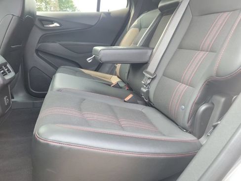 Used 2024 Chevrolet Equinox RS AWD/4WD image 18