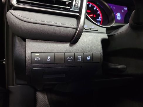 Used 2022 Toyota Camry XSE FWD image 23