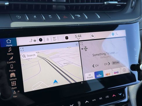 New 2026 Jeep Grand Cherokee Limited AWD/4WD image 3