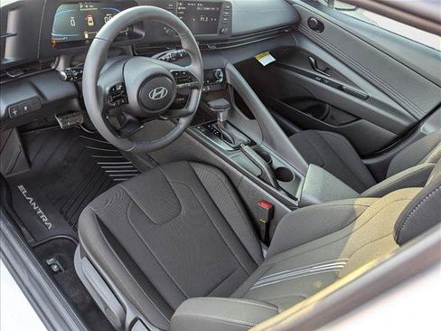 New 2025 Hyundai Elantra Sport FWD image 3