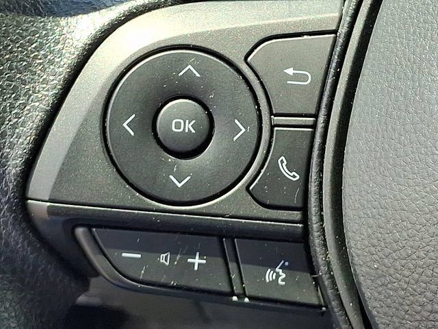 Used 2025 Toyota RAV4 LE FWD image 21