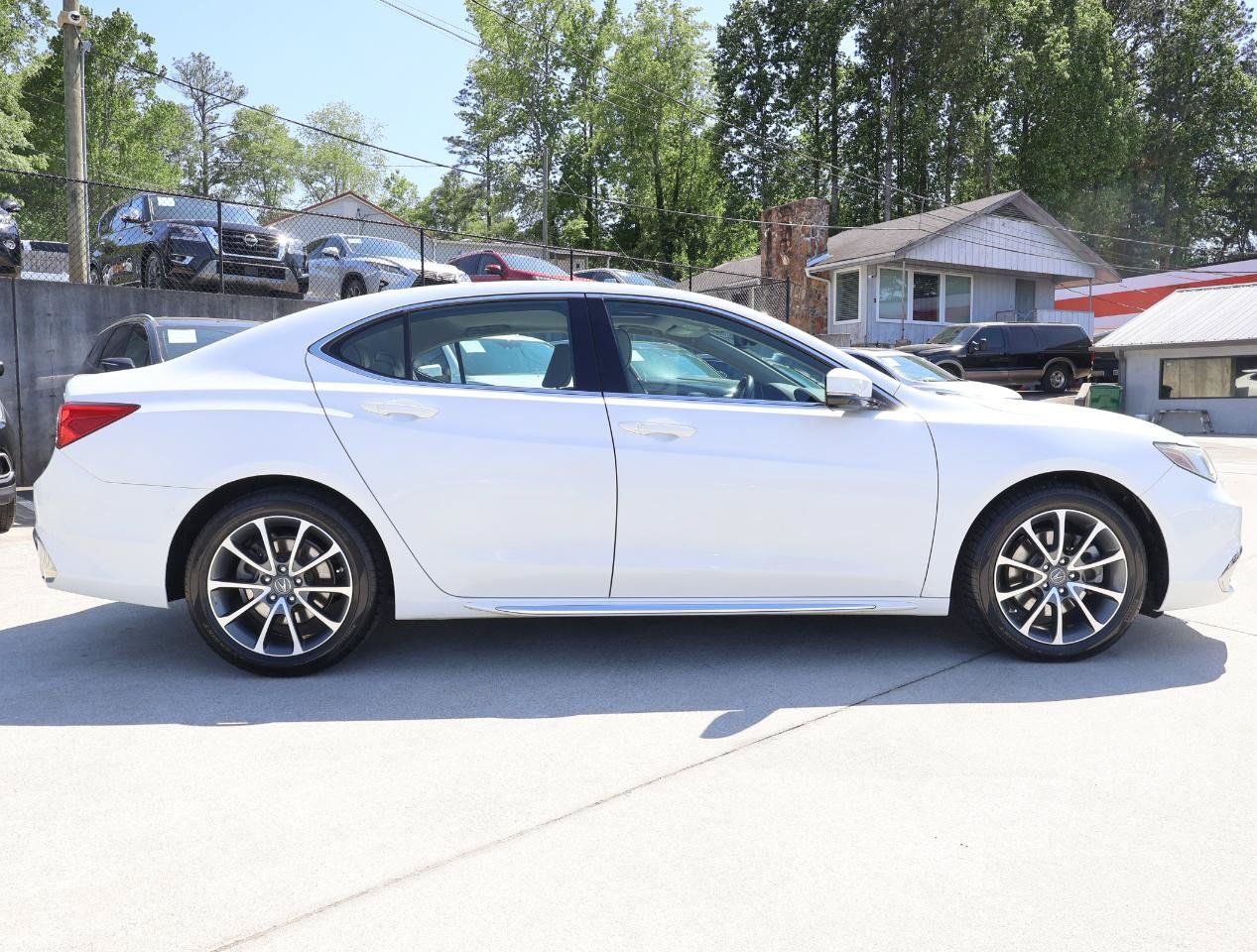 Used 2018 Acura TLX w/ Technology Package FWD image 8