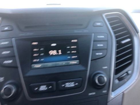 Used 2013 Hyundai Santa Fe Sport image 22