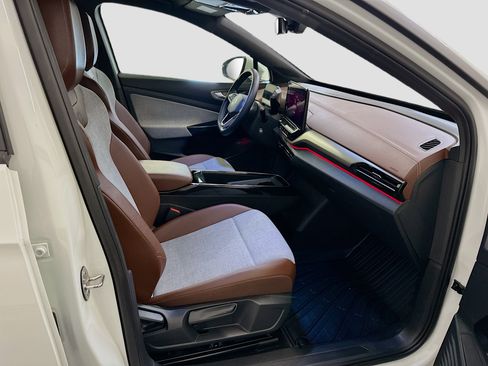 Used 2023 Volkswagen ID.4 Pro image 32