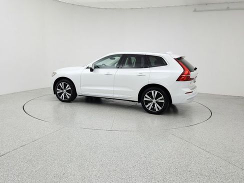 Certified 2023 Volvo XC60 B5 Plus w/ Climate Package image 7