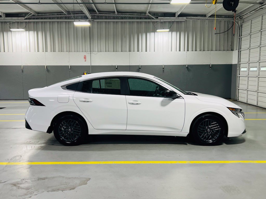 New 2027 Nissan Sentra SV w/ Floor Mat Package FWD image 14