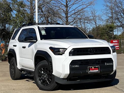 New 2026 Toyota 4Runner SR5 image 2